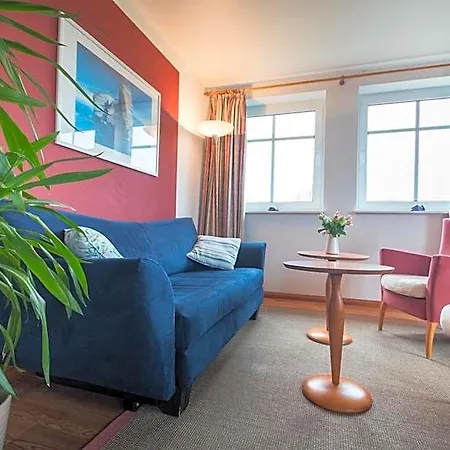 Hotel Nige Hus 4*
