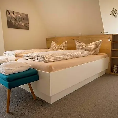 Nige Hus Hotel