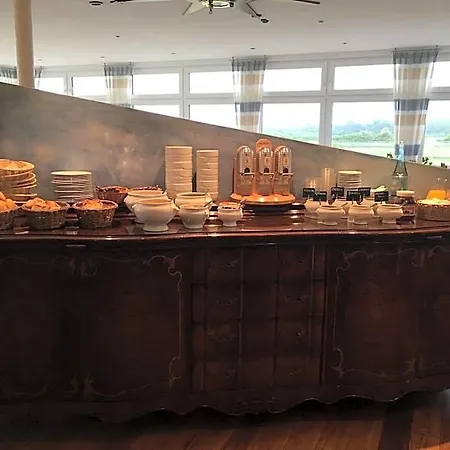 Hotel Nige Hus